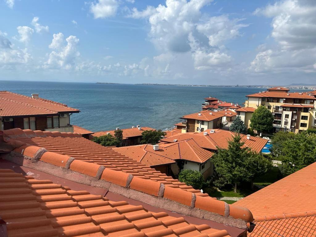 Psb Apartments In Gardens Of Eden Sveti Vlas Bagian luar foto