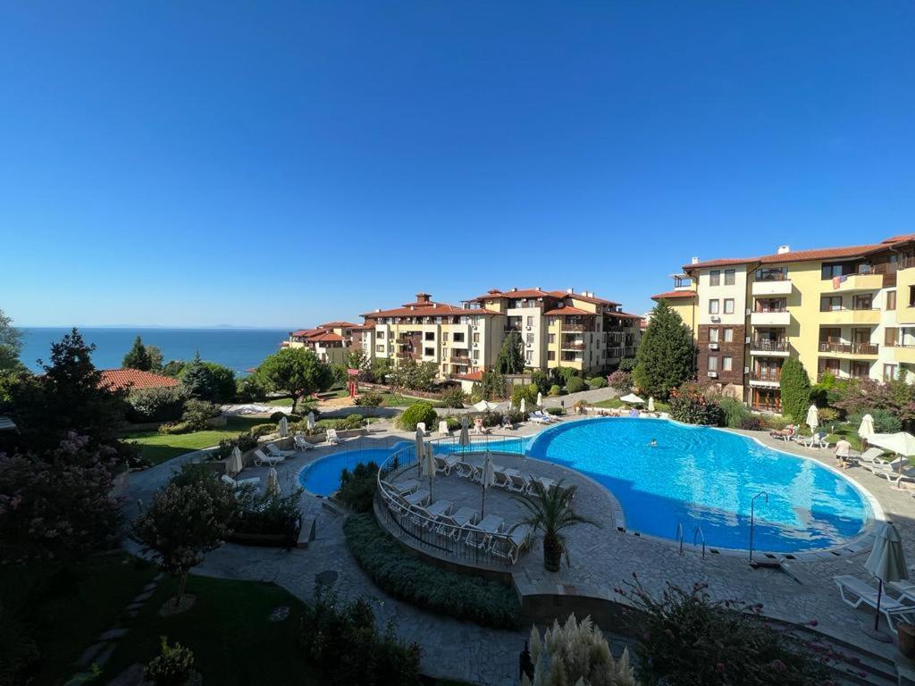 Psb Apartments In Gardens Of Eden Sveti Vlas Bagian luar foto