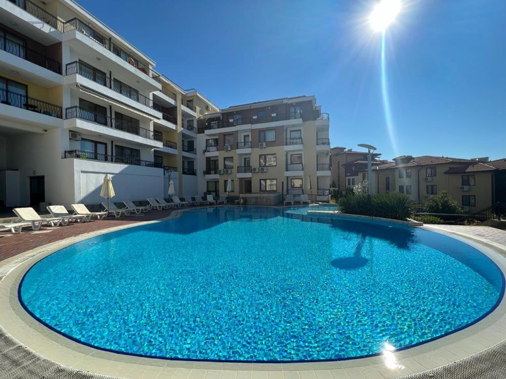 Psb Apartments In Gardens Of Eden Sveti Vlas Bagian luar foto