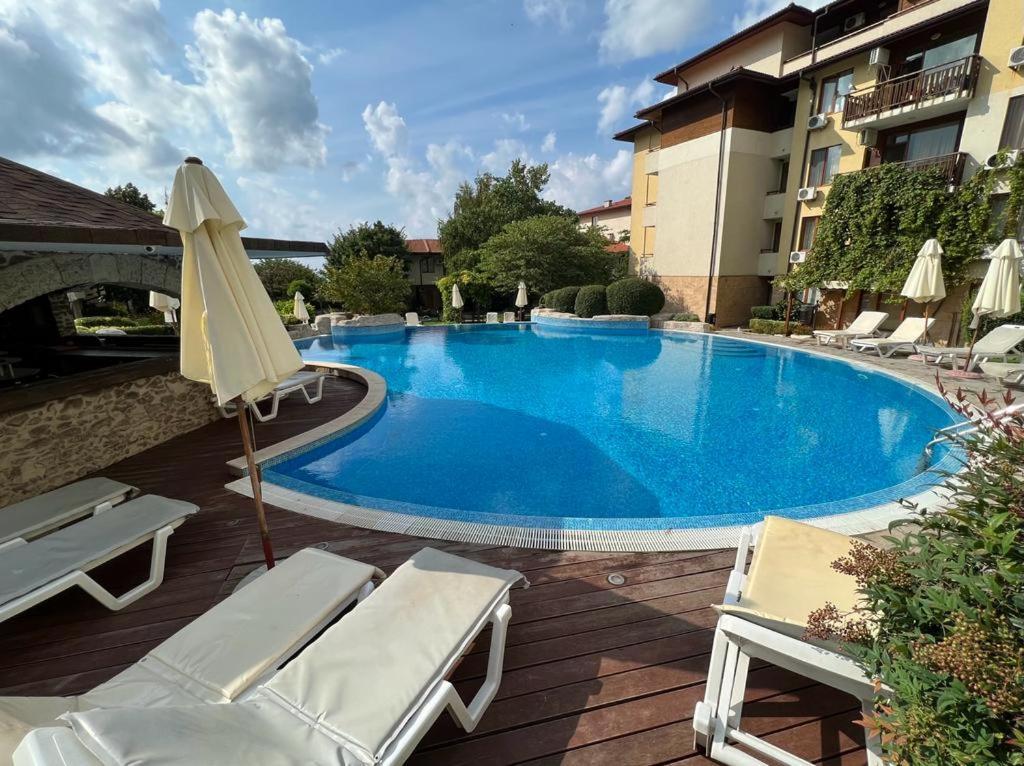 Psb Apartments In Gardens Of Eden Sveti Vlas Bagian luar foto